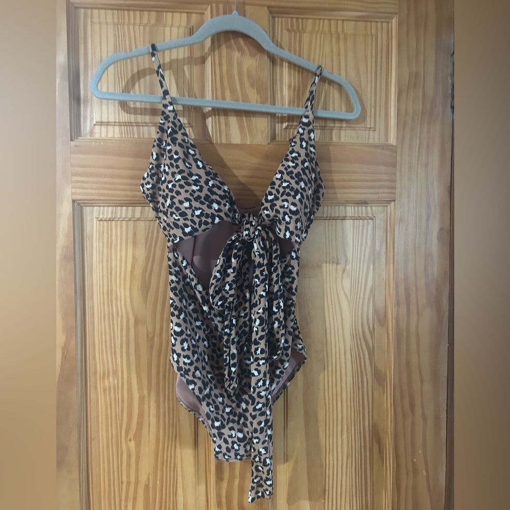 Aerie Leopard Print One-Piece Swimsuit - Picture 1 of 5